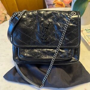 YSL Saint Laurent Niki Medium Black Crinkled Leather Shoulder / Crossbody Bag